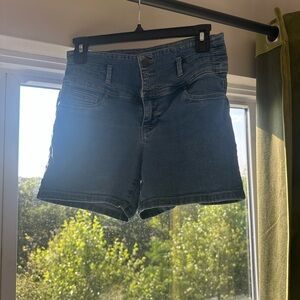Blue Jean Shorts High-Waisted Relaxed Fit